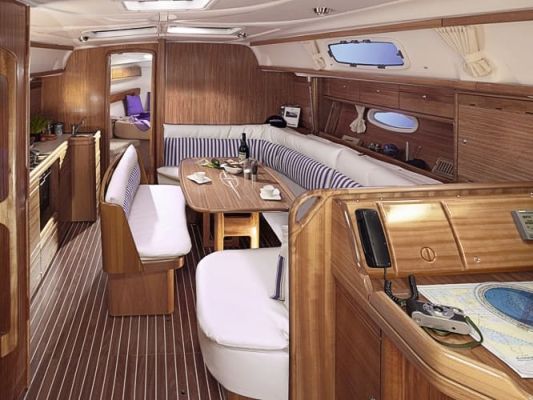 images/yachtbilder/bavaria/C39/c39-2.jpg
