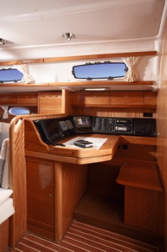 images/yachtbilder/bavaria/Cruiser%2046/klein-cruiser46-in-05.jpg