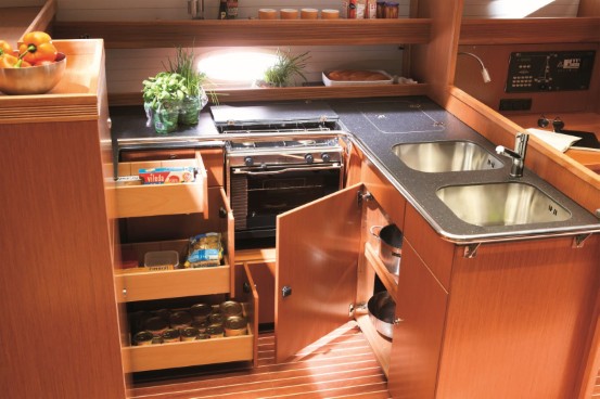 images/yachtbilder/bavaria/Cruiser%2051/klein-cruiser51-in-09.jpg