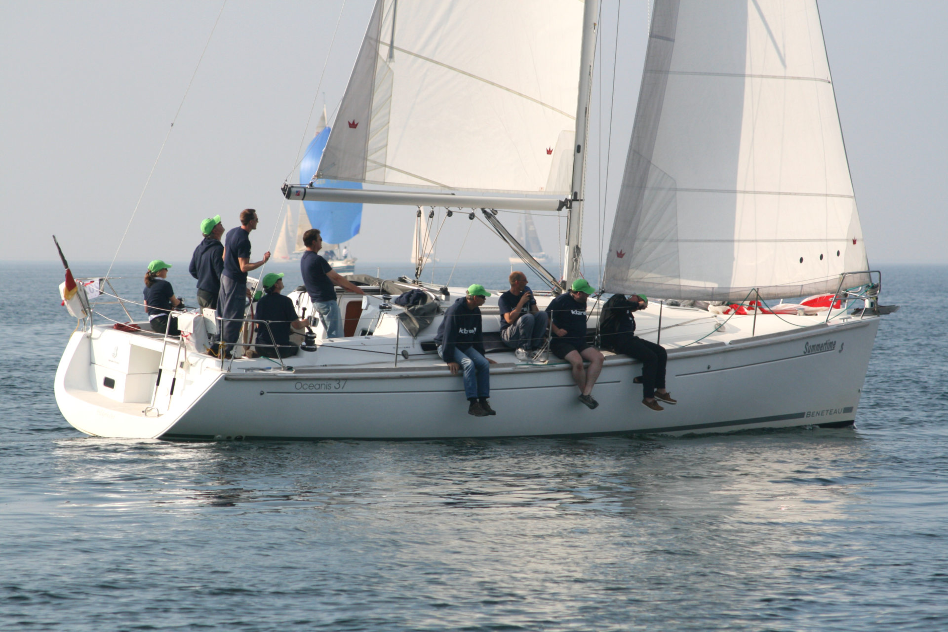 Oceanis 37