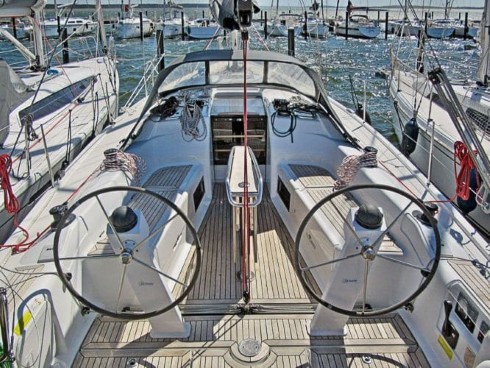 images/yachtbilder/dehler/Dehler%2038%20Performance-Cruiser/klein-Dehler%2038%20Performance-Cruiser-8.jpg