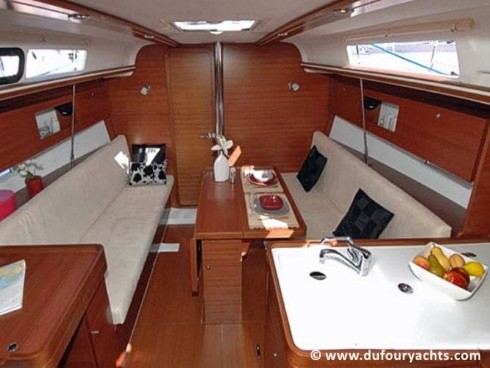 images/yachtbilder/dufour/Dufour%20325%20Grand%20Large/klein-Dufour%20325%20Grand%20Large-2.jpg