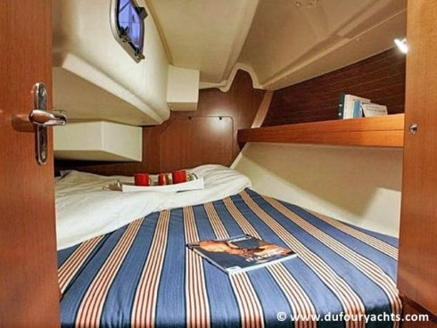 images/yachtbilder/dufour/Dufour%20325%20Grand%20Large/klein-Dufour%20325%20Grand%20Large-6.jpg
