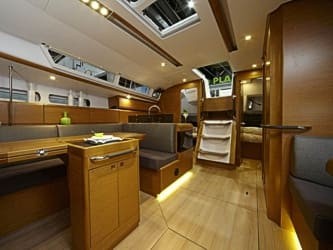 images/yachtbilder/jeanneau/Sun%20Odyssey%20439/klein-Sun%20Odyssey%20439-3.jpg