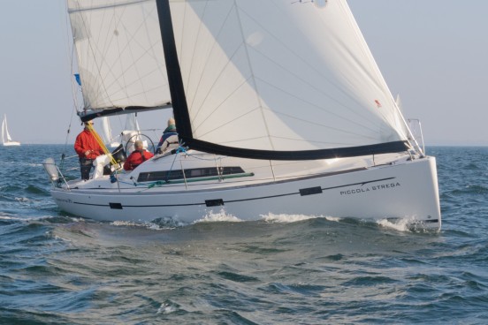 images/yachtbilder/salona/Salona%2035%20Performance/klein-salona-35-performance-aussenaufnahme-04.jpg