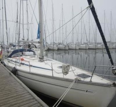 Bavaria 44