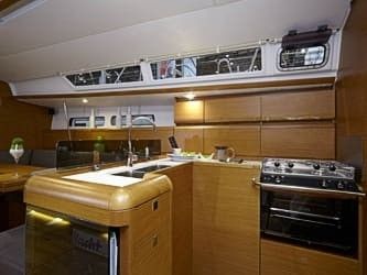images/yachtbilder/jeanneau/Sun Odyssey 439/klein-Sun Odyssey 439-5.jpg