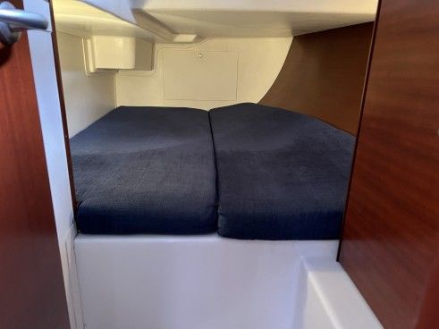 images/yachtbilder/hanse/Hanse 370/klein-hanse-370-innenaufnahme-05.jpg