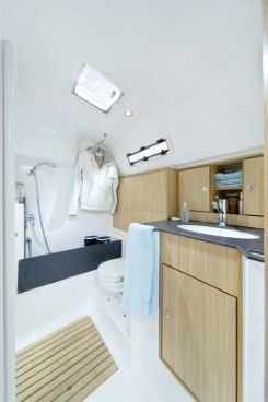 images/yachtbilder/bavaria/Cruiser 36/klein-cruiser36-in-2k-08.jpg