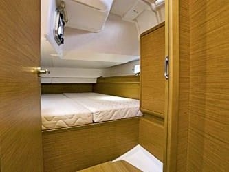 images/yachtbilder/jeanneau/Sun Odyssey 449/klein-Sun Odyssey 449-6.jpg