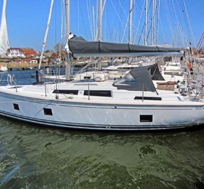 Hanse 418