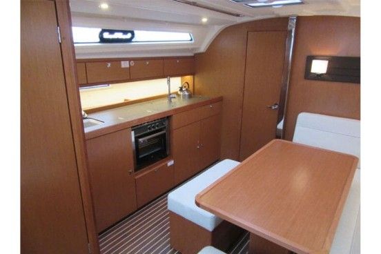 images/yachtbilder/bavaria/Cruiser 41/klein-cruiser-41-in-19.jpg