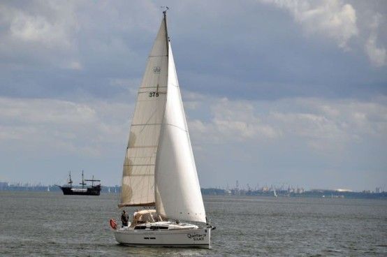 images/yachtbilder/dufour/Dufour 375/klein-dufour-375-03.jpg