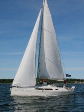 images/yachtbilder/hanse/Hanse 320/klein-hanse-320-aussenaufnahme-07.jpg