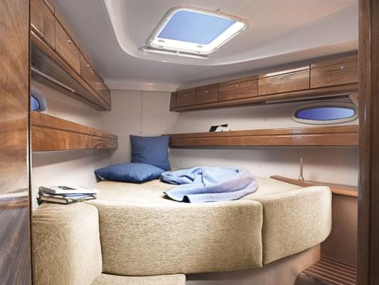 images/yachtbilder/bavaria/C39/klein-c39-5.jpg