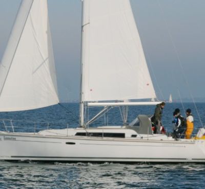 Oceanis 37