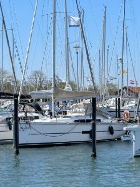 images/yachtbilder/dufour/Dufour 310 GL/klein-dufour-310-gl-aussenaufnahme-04.jpg