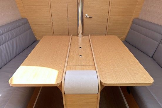 images/yachtbilder/dufour/Dufour 310 GL/klein-dufour-310-gl-innenaufnahme-10.jpg