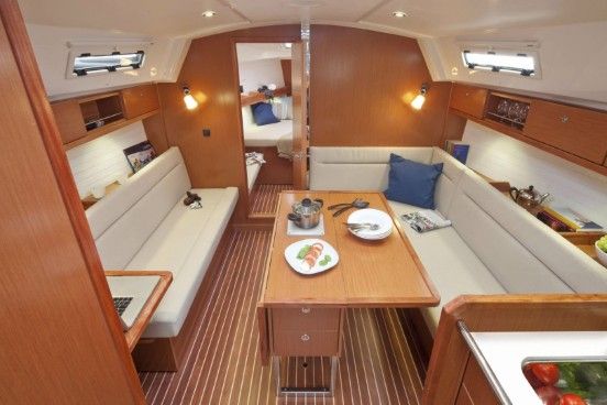 images/yachtbilder/bavaria/Cruiser 36/klein-cruiser36-in-01.jpg