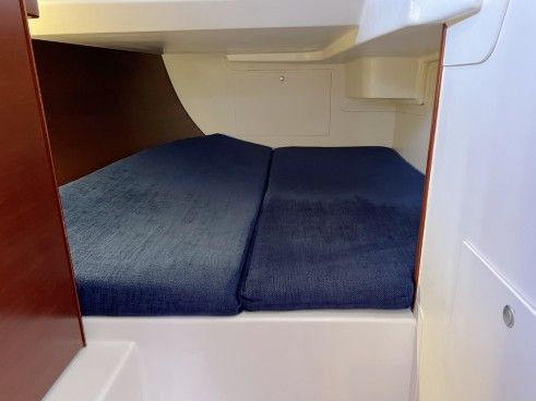 images/yachtbilder/hanse/Hanse 370/klein-hanse-370-innenaufnahme-04.jpg