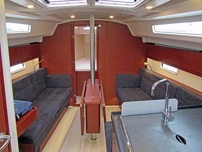 Hanse 348 Salon